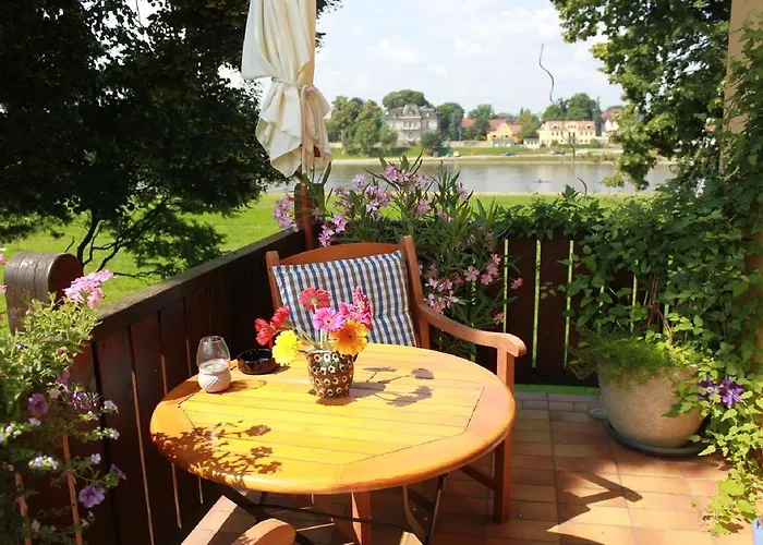 Traumhaftes Elb-chalet Appartement Dresden